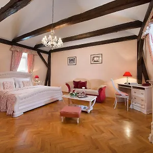 Boutique Constans 4* Prag