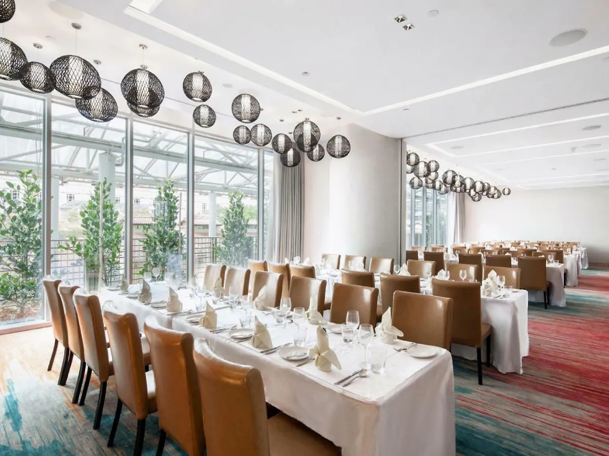Capri By Fraser China Square, Singapore Hotel